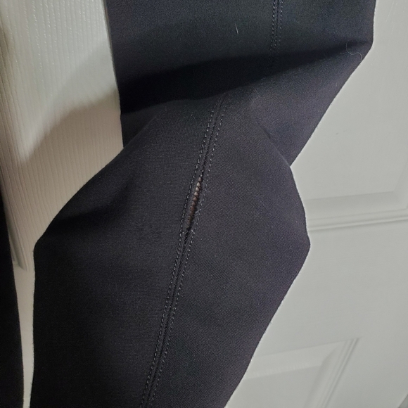 Vince Black Stitch Back Seam Leggings - Picture 10 of 12